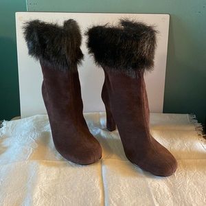 Used brown suede ankle casual boots with fur